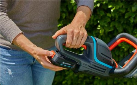Akumulatorowe nożyce ComfortCut 60/18V P4A zestaw 14731